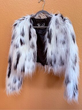 B Hip by me Jane - Spotted Faux Fur Cropped Jacket - White & Black - Small